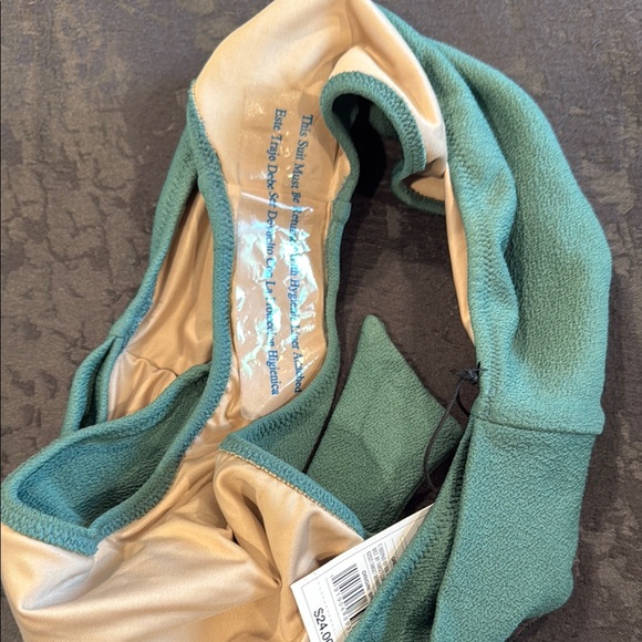 Green Bikini Set - Picture 4 of 5